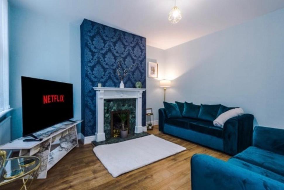 3 Bed Property, Upto 8 Guests Near City Centre Manchester Exterior photo